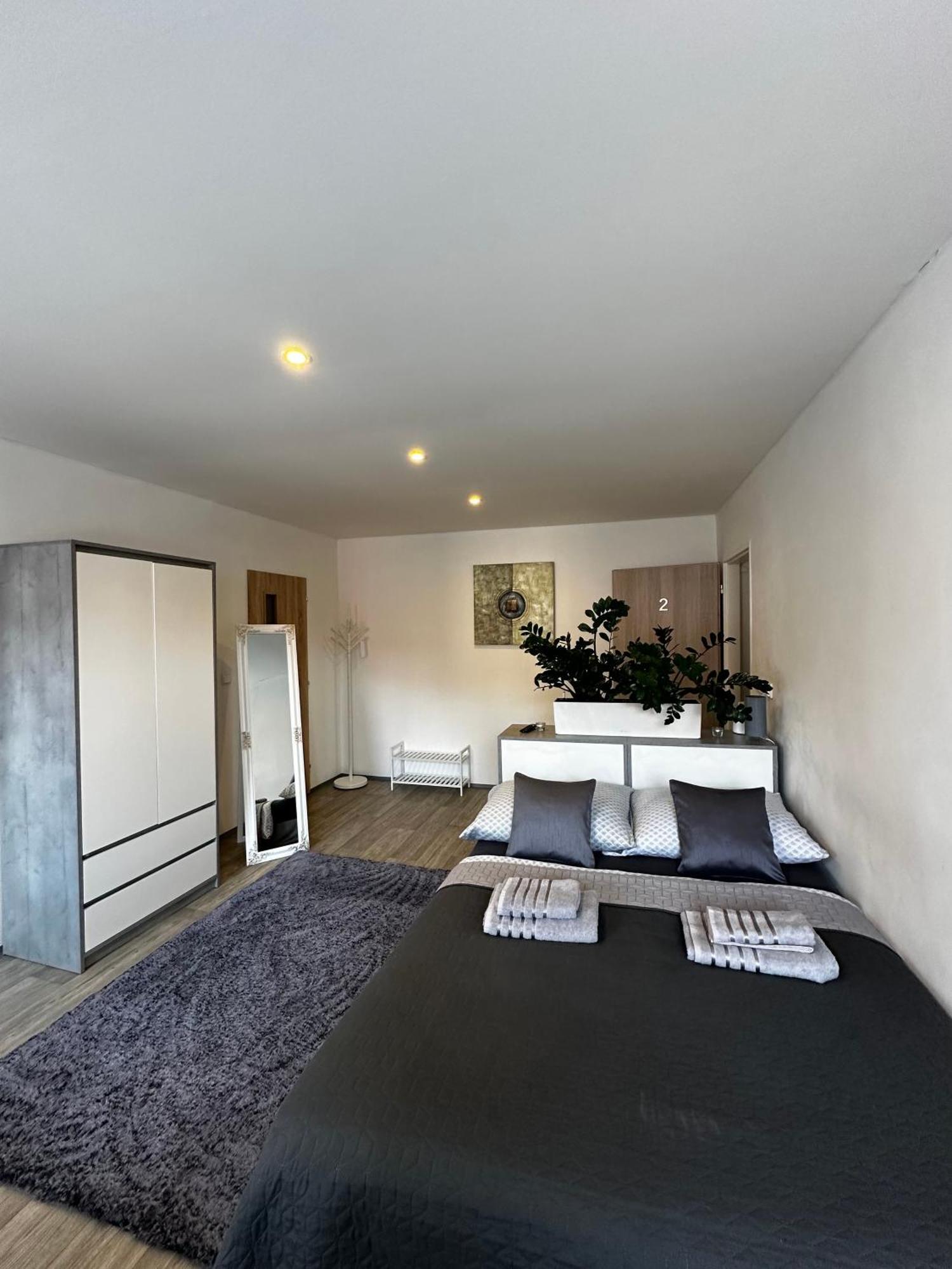 Sg Apartmanovy Dum Hořice 外观 照片