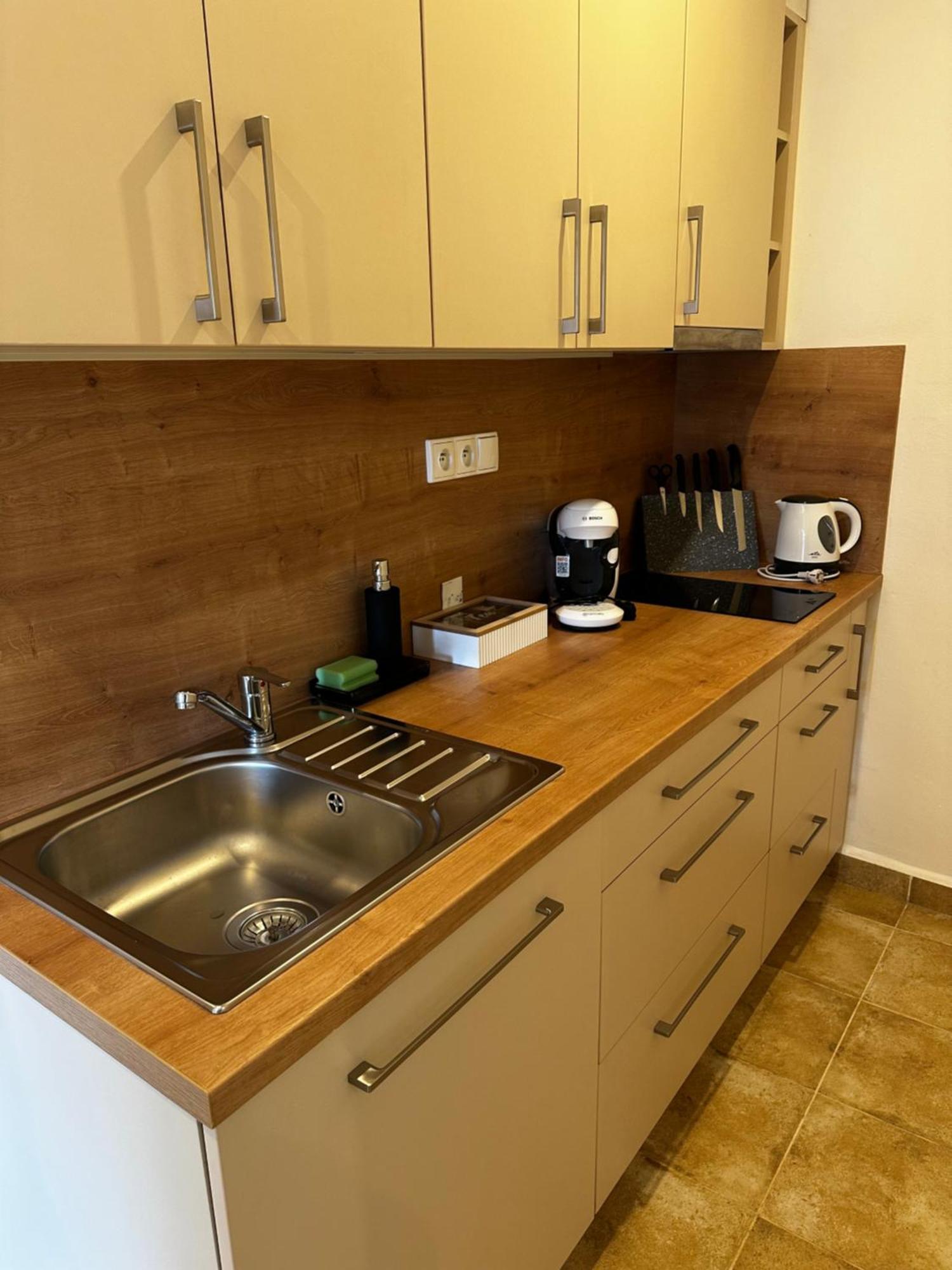 Sg Apartmanovy Dum Hořice 外观 照片