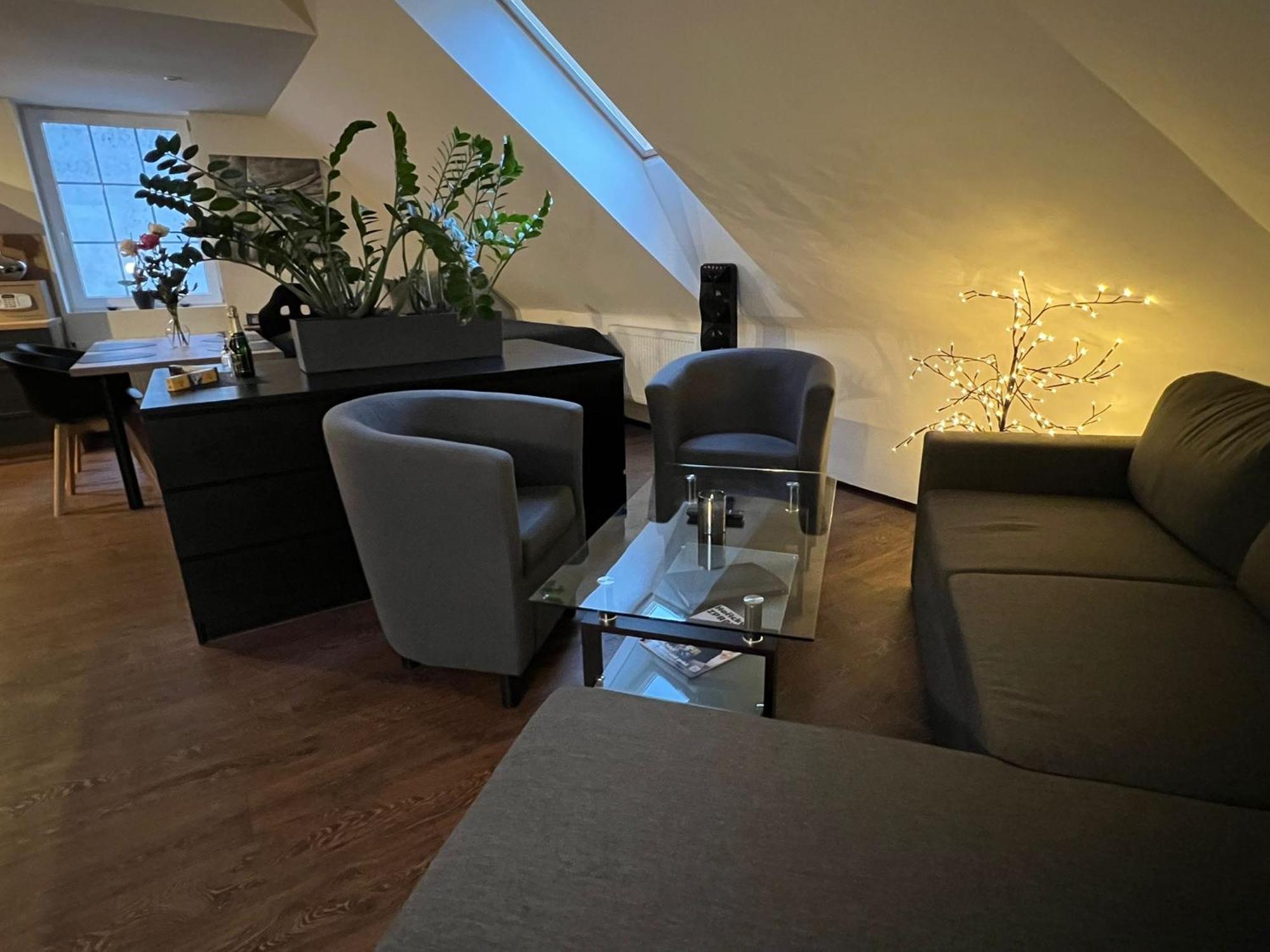 Sg Apartmanovy Dum Hořice 外观 照片